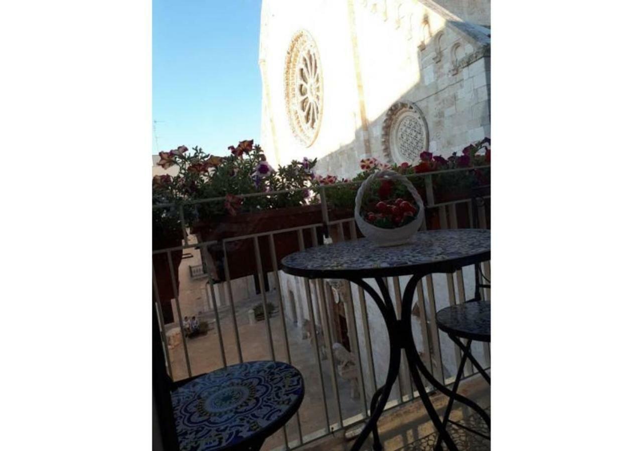 Mansarda Romantica "Il Nido Delle Rondini" Conversano Exterior photo