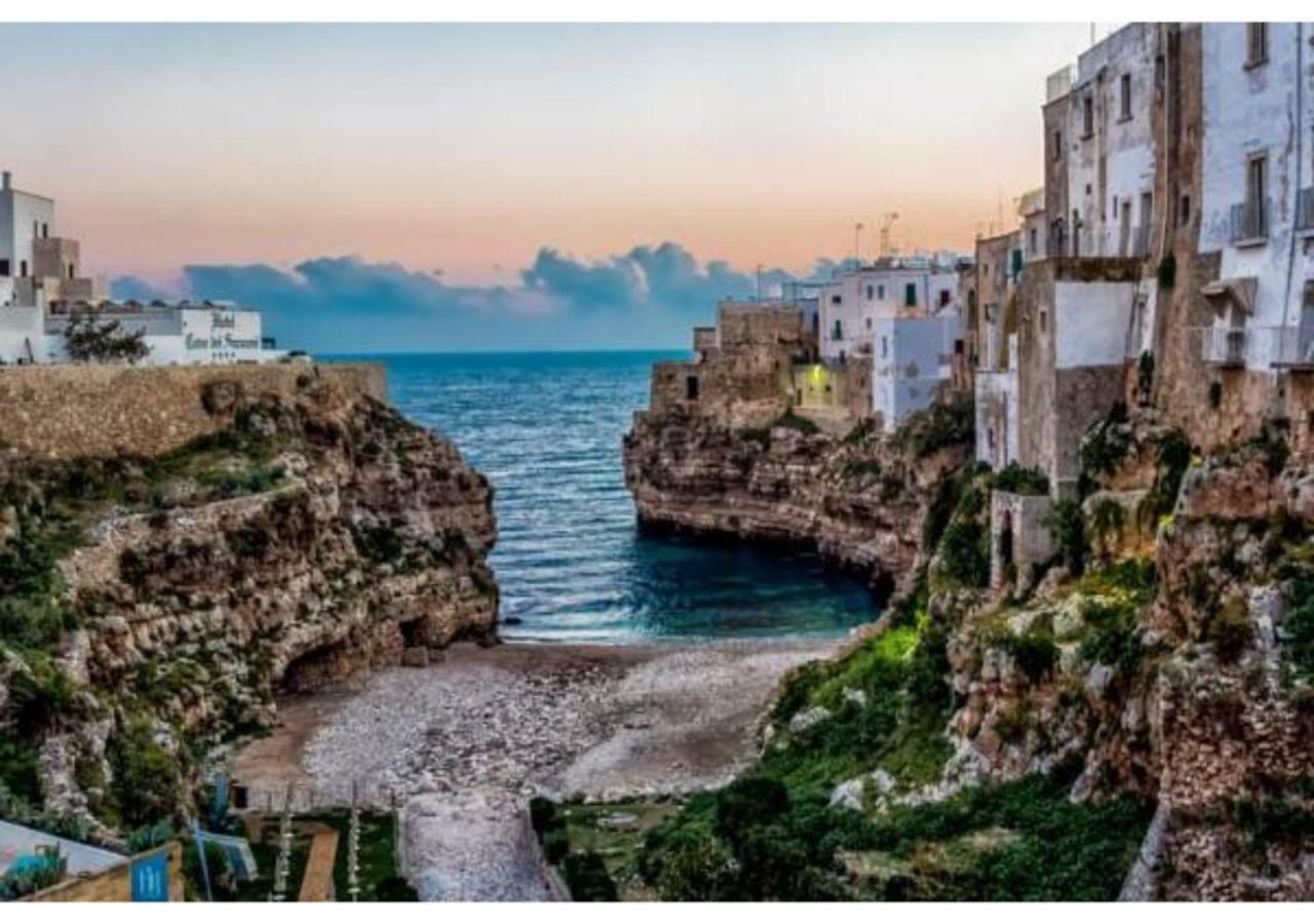 Mansarda Romantica "Il Nido Delle Rondini" Conversano Exterior photo
